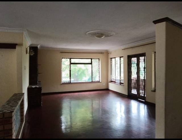 3 BEDROOM HOUSE FOR SALE IN YELLOWWOOD PARK